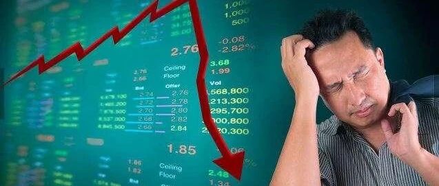 全球市场重回惊魂时刻！美股暴跌近千点，五大科技股市值蒸发超2万亿