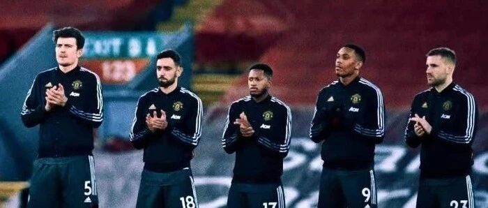 450万！打破英超历史纪录