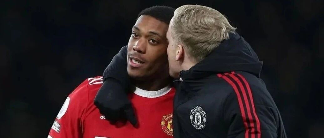 深夜官宣，还有一笔交易