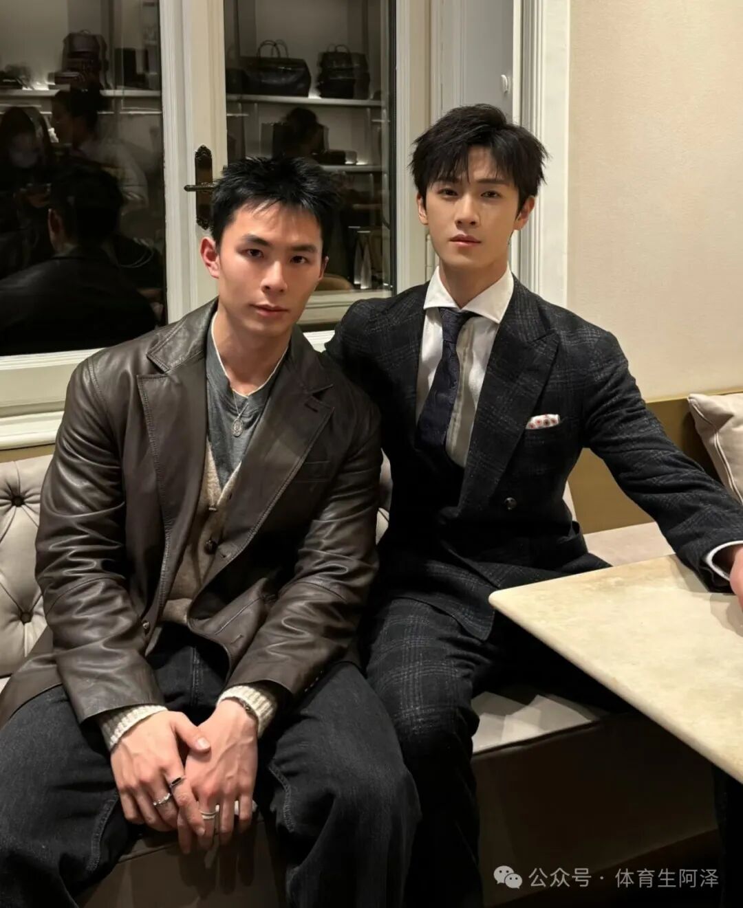 被网友赞称“国服妲己”的李马特，花尽心思“勾引”库克先生......