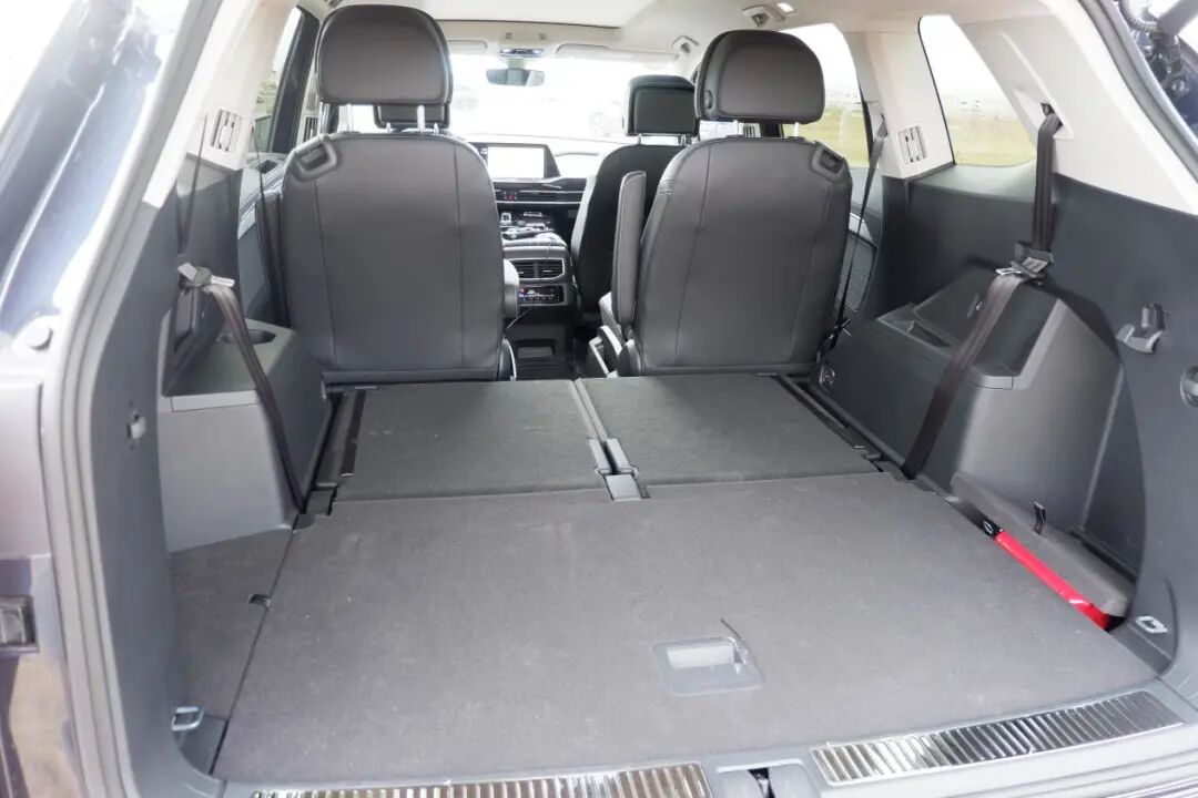 试驾丨打卡又美又险的新疆伊昭公路，揽巡、揽境是好选择吗？