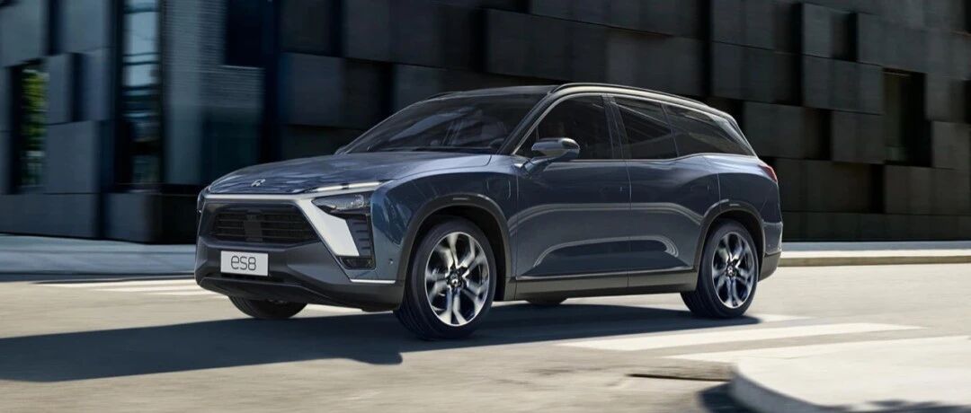 蔚来继续称“王”，哪吒销量翻4倍，国内纯电动车的“两极分化”越来越严重