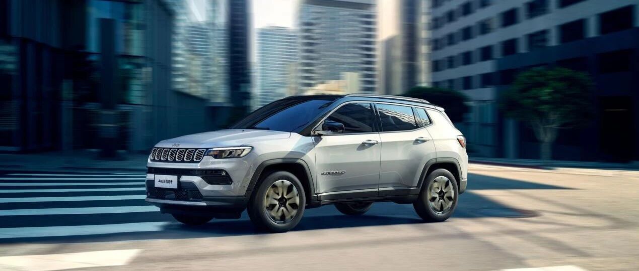 Jeep新指南者内外焕新，起售价不足14万，超香！