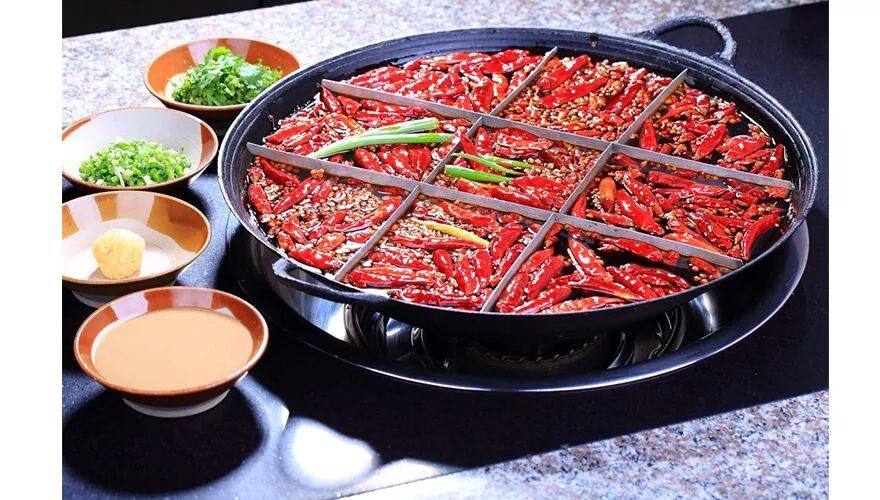 自主品牌的主场？重庆车展亮相新车开始走轿跑SUV路线！