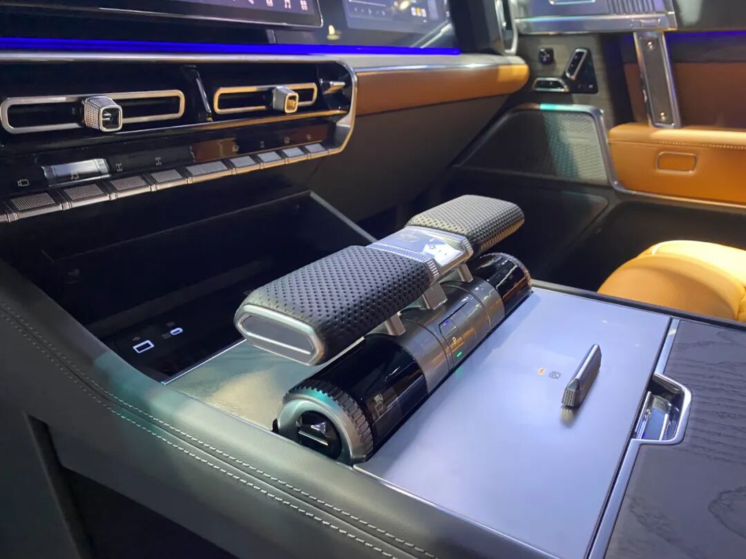 增程/纯电双动力，气场不输大G，猛士917售63.77万起