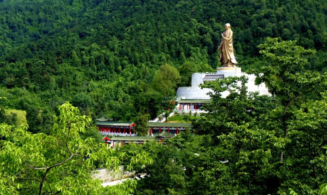 陕西省西安市周至县聚财道2号附近秦岭国家植物园地址淡季:9:00