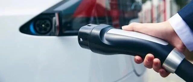 重磅｜国务院：2025年新能源车销量占比20%