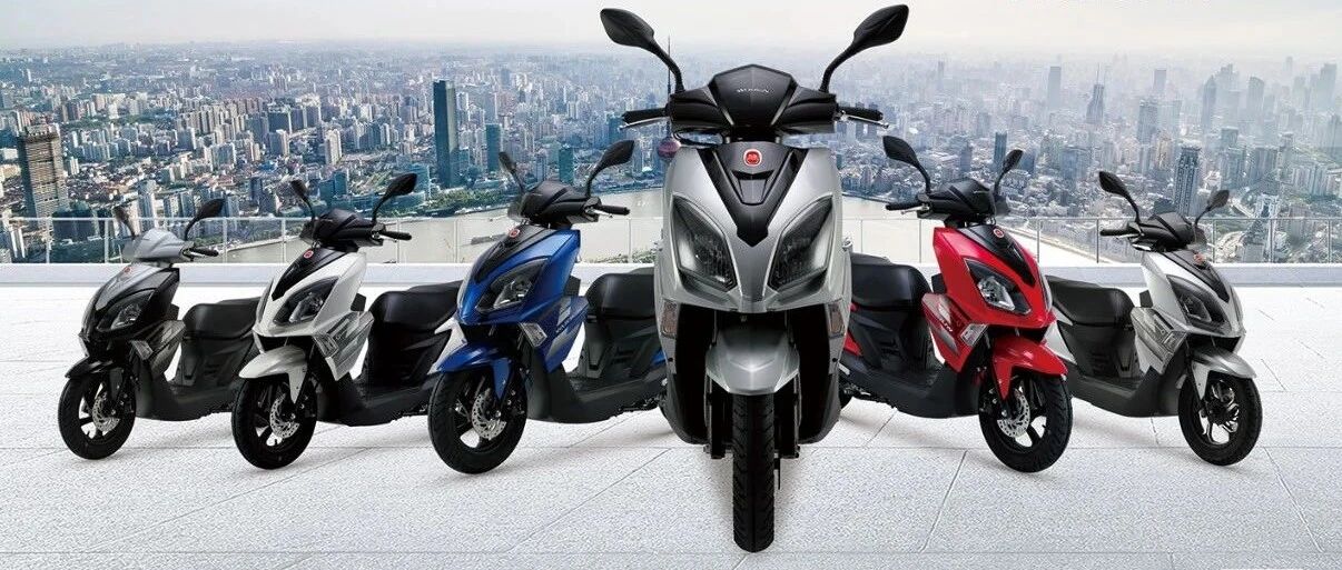 又一踏板车被捧红！欧美运动范，性价比高，实用、时尚、超省油