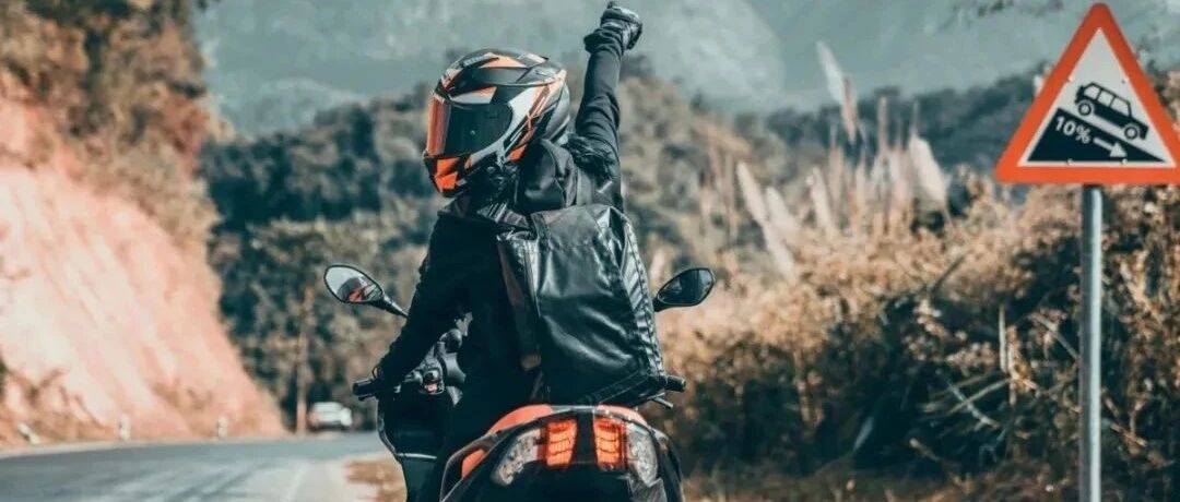 骑摩托车，不用再带驾照了！