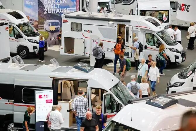 盈拓展览作为2026年美国房车展中国区官方授权指定代理，助您享受房车新生活