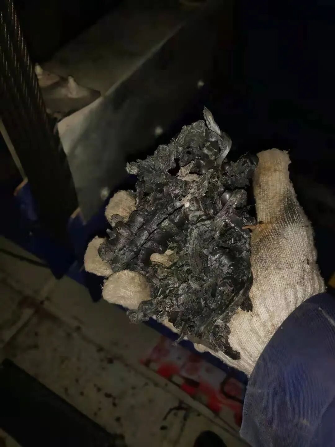 天冷了，这个钢丝绳去油泥装置怎么样？