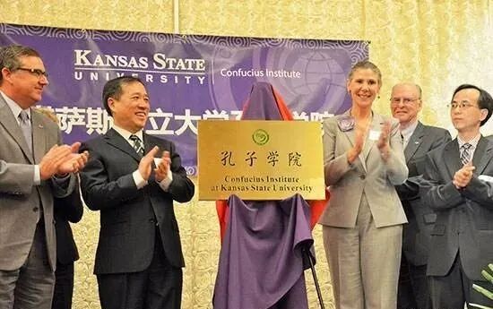 孔子学院投入达10亿美元，陷入关闭危机后，为何叫好声不断？-BB姬