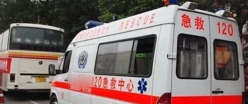 江苏女生突然昏倒，抢救途中被送殡仪馆，是医生失职吗？