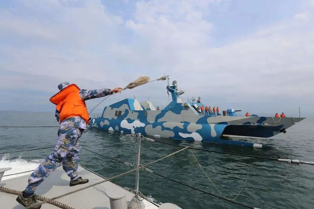 战列舰为什么被淘汰 世界先进战舰如今集体“上岸”，服役不足20年，中国为何急着脱手