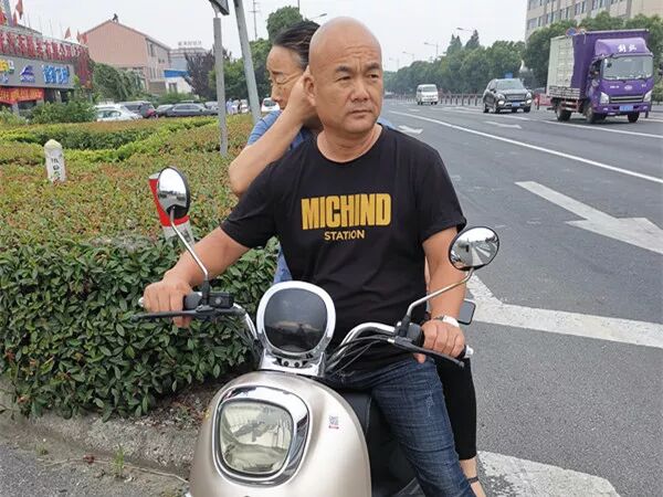 江阴交警实名曝光20名非机动车违法人