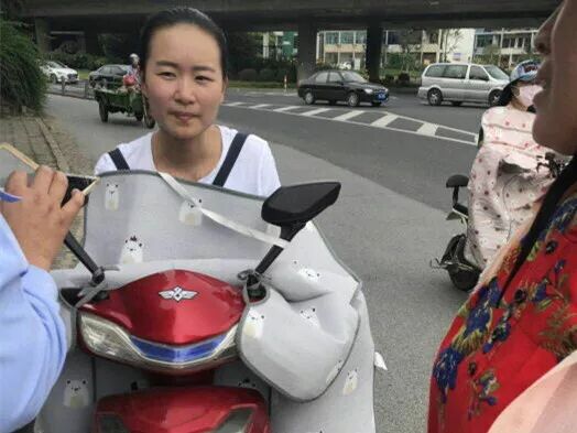 江阴交警实名曝光20名非机动车违法人