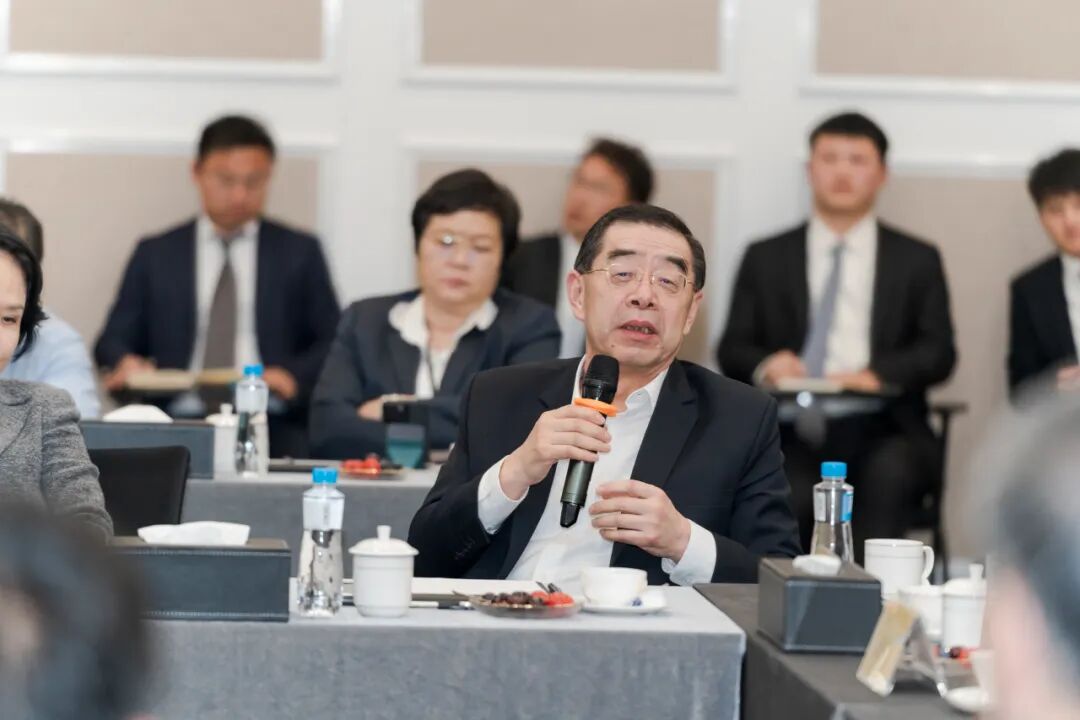 正大集团资深董事长谢国民一行莅临正大慈溪现代农业生态产业园视察