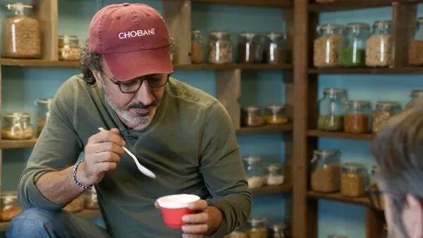 打造營收15億美元的優格公司！ 希臘優格Chobani 以大膽策略，搶過半市佔率｜Meet創業小聚