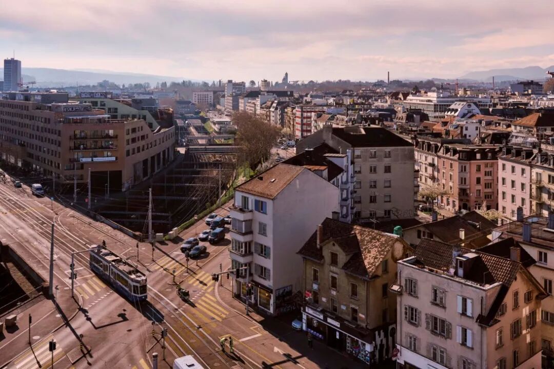 Views of buildings and tramline in Zürich