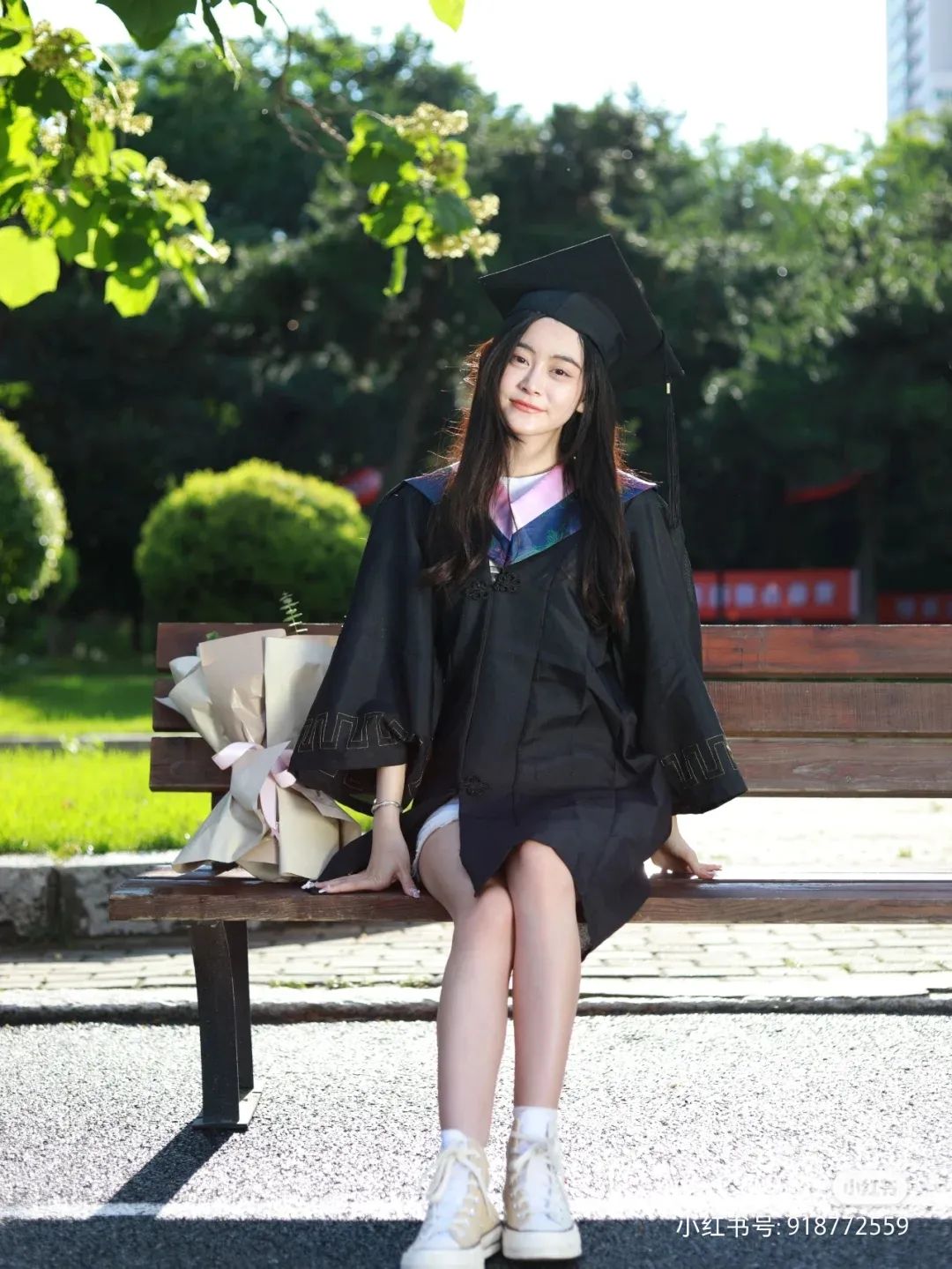 九大美院的学士服,不仅颜值高,还充满仪式感和设计感,在即将毕业的