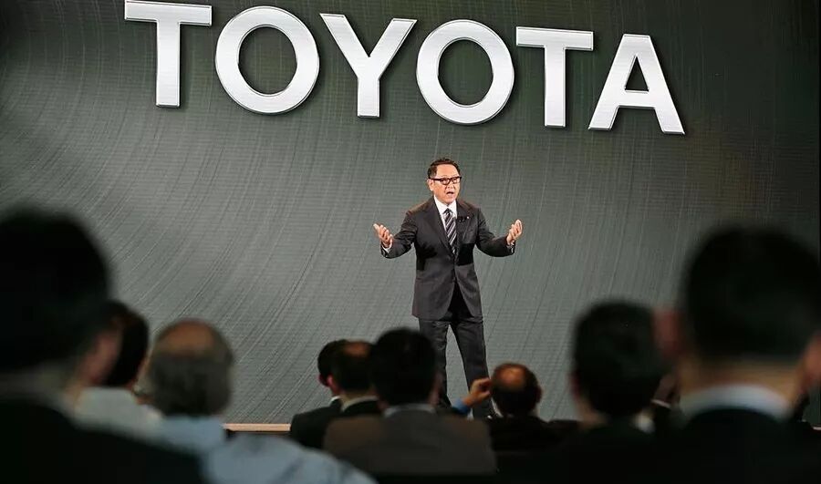汽车已经不算是纯粹的家族企业,但现任掌门人丰田章男作为已故创始人