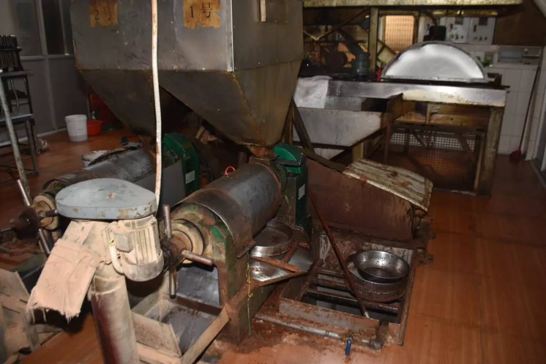 严打食品犯罪!今年1至5月,广东警方破食品刑事案件464起 严打食品犯罪!今年1至5月,广东警方破食品刑事案件464起
