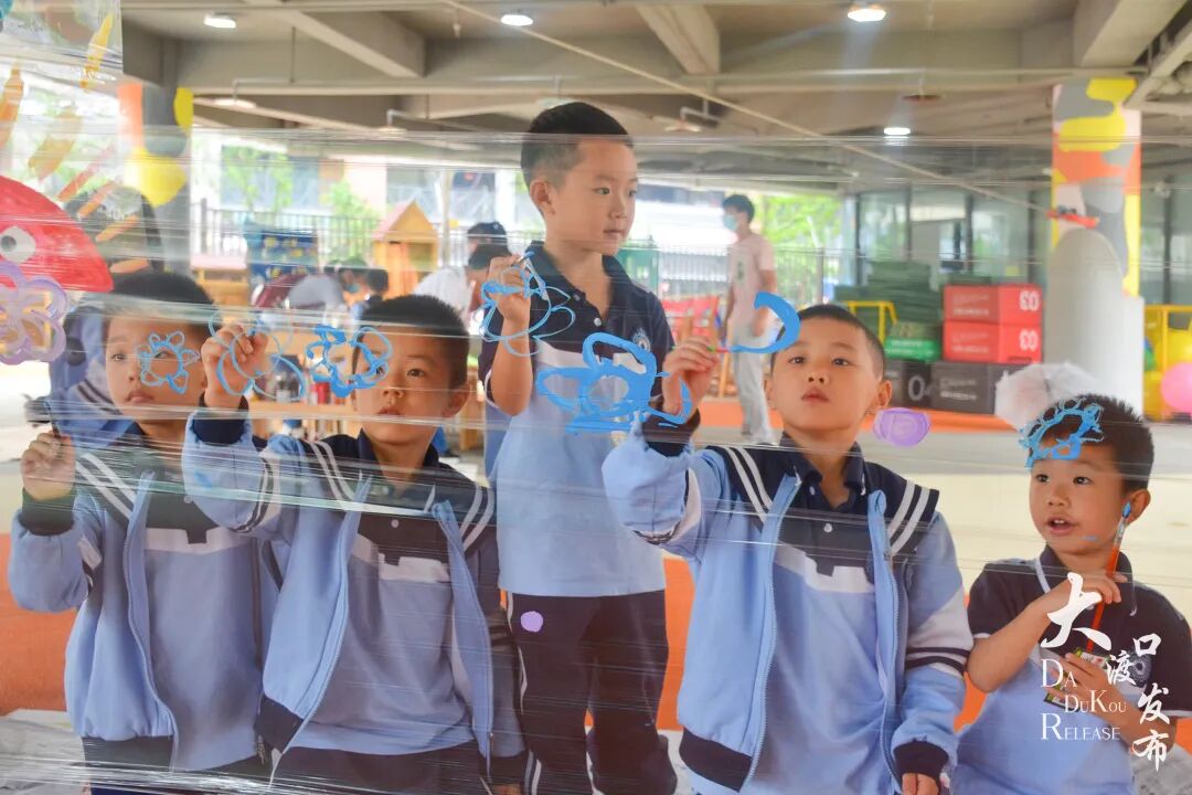 大渡口区实验幼儿园绘本创意主题活动为孩子们开启艺术体验之旅