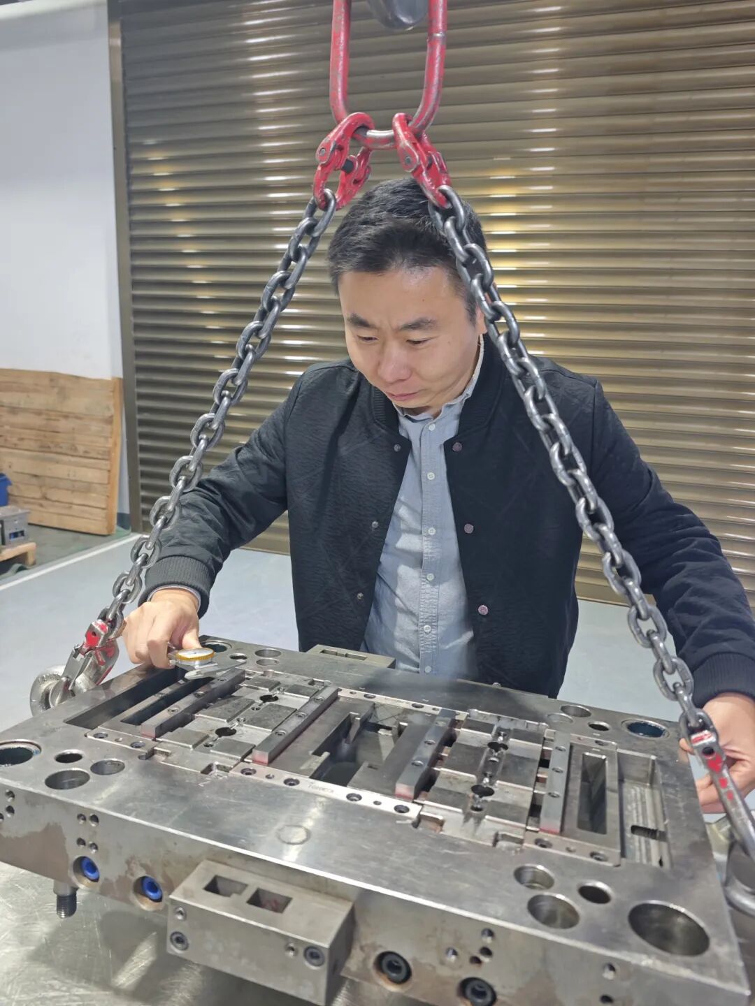 医疗器械怎么跑致敬劳动者 ｜ 先进劳动者彭玮俊：从“跟跑”到“领跑” 筑牢国产医疗器械安全底线_https://www.jmylbn.com_新闻资讯_第2张