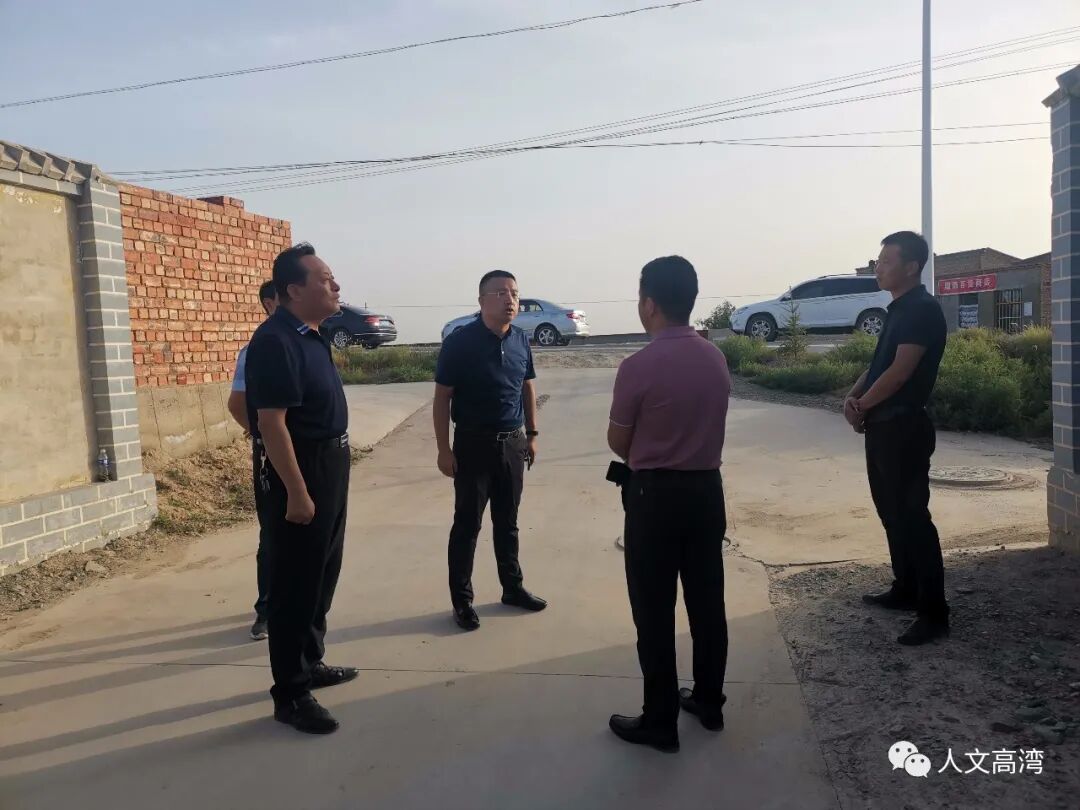 靖远新任副县长来进明到高湾镇检查指导易地扶贫搬迁工作 高湾微生活 二十次幂
