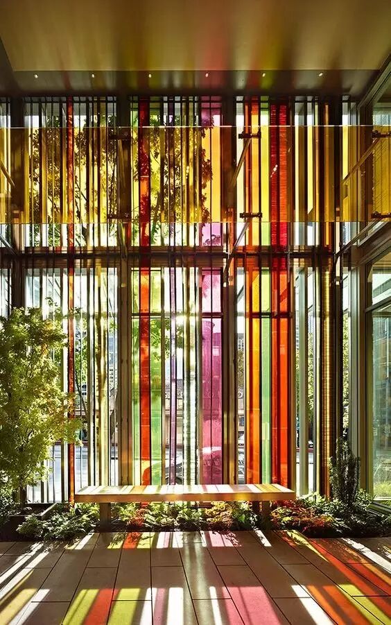 彩色玻璃窗61如琉璃般流光溢彩