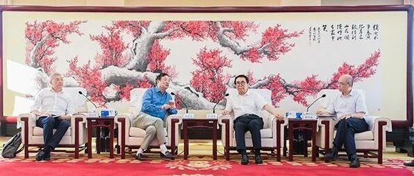 中科院与华为举行工作会谈