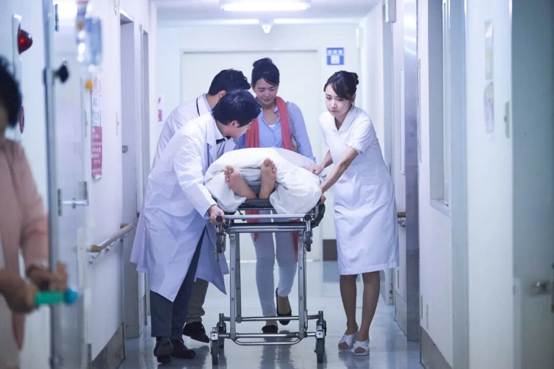 插管意味着什么车祸伤，鼻子掉了、下巴骨折、颈椎骨折，这个插管怎么处理？_https://www.jmylbn.com_新闻资讯_第3张