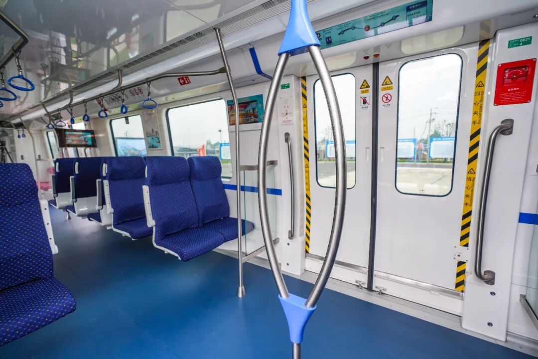 浙江轨道集团运营管理的杭海城际铁路今日通车