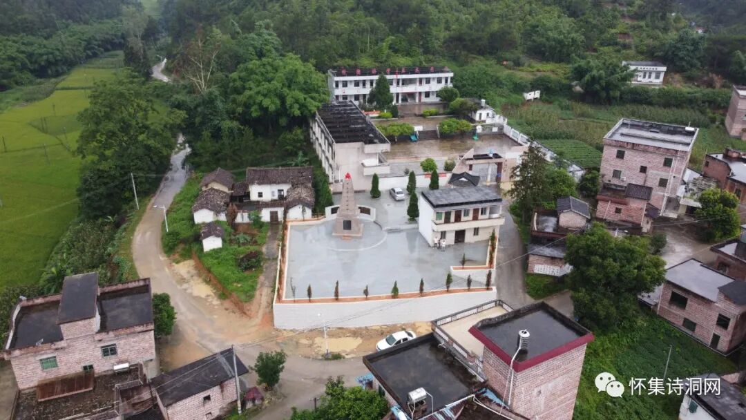 诗洞镇六龙线公路路基工程项目开工仪式