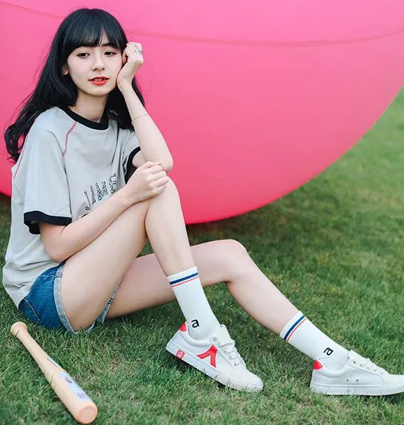 国货当自强,明星正能量,曾舜晞、杨紫、张碧晨、宋祖儿、101火箭少女、侯明翰、金瀚、徐璐、哈妮克孜...他们都在穿人本帆布鞋 国货当自强,明星正能量,曾舜晞、杨紫、张碧晨、宋祖儿、101火箭少女、侯明翰、金瀚、徐璐、哈妮克孜...他们都在穿人本帆布鞋