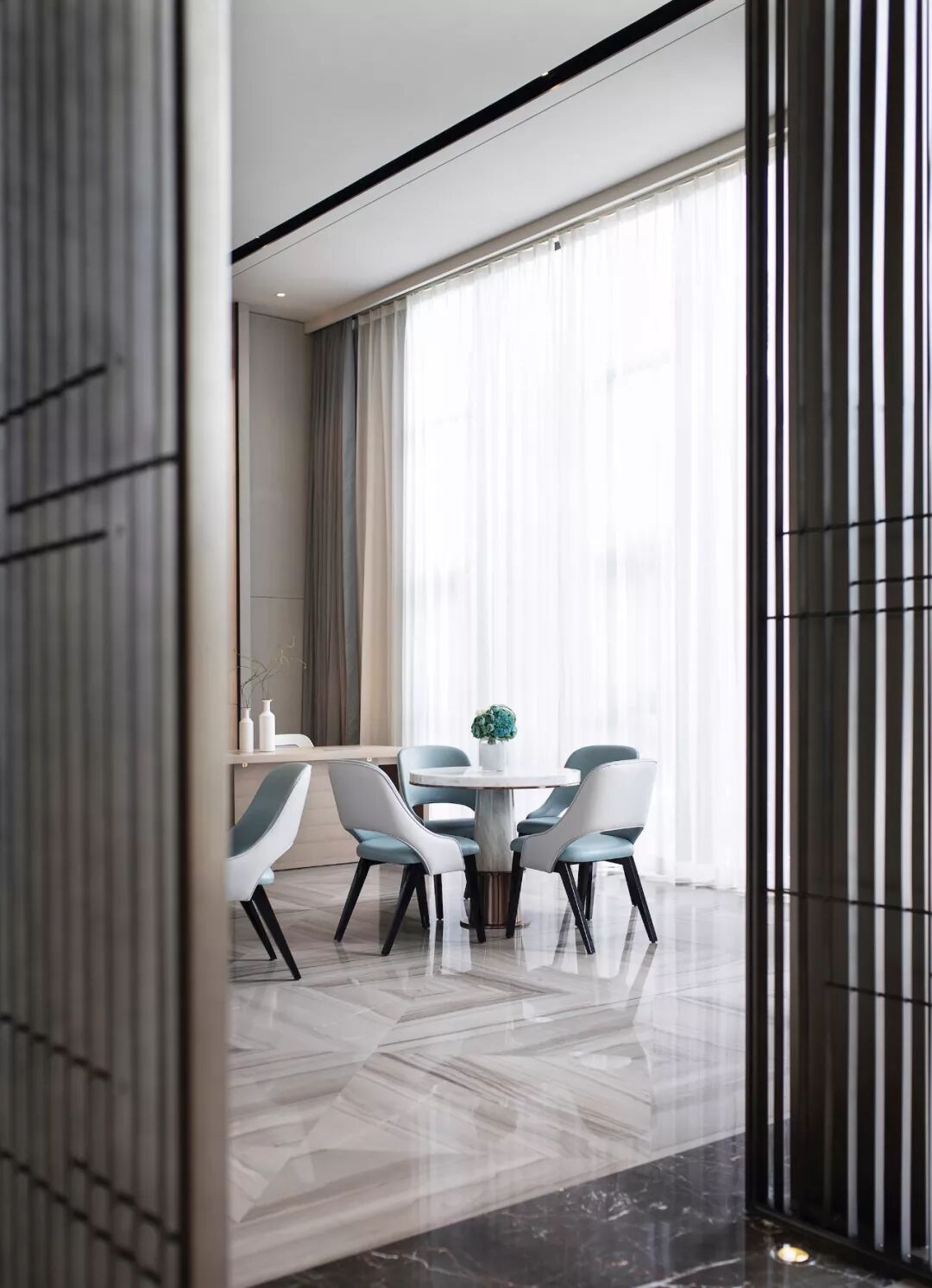 新作 | 則靈藝術(shù)：疏朗清逸，風(fēng)致楚楚