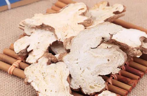 经期眼肿效验方——防己黄芪汤