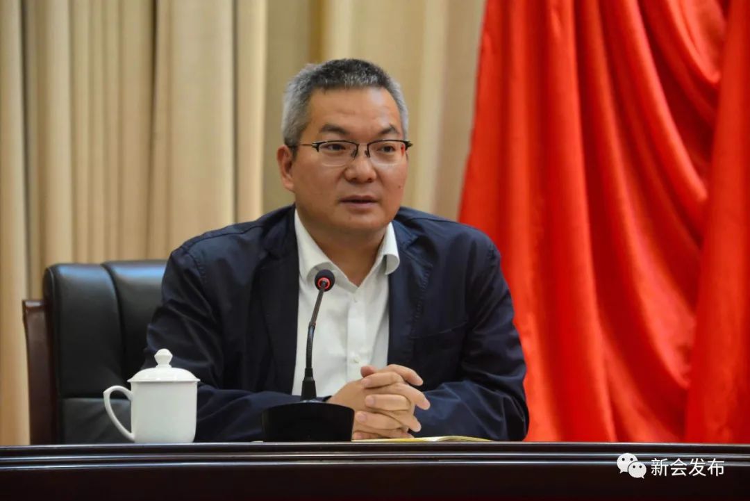 考评会上,各镇(街)党(工)委书记根据《2021年新会区全面实施乡村振兴