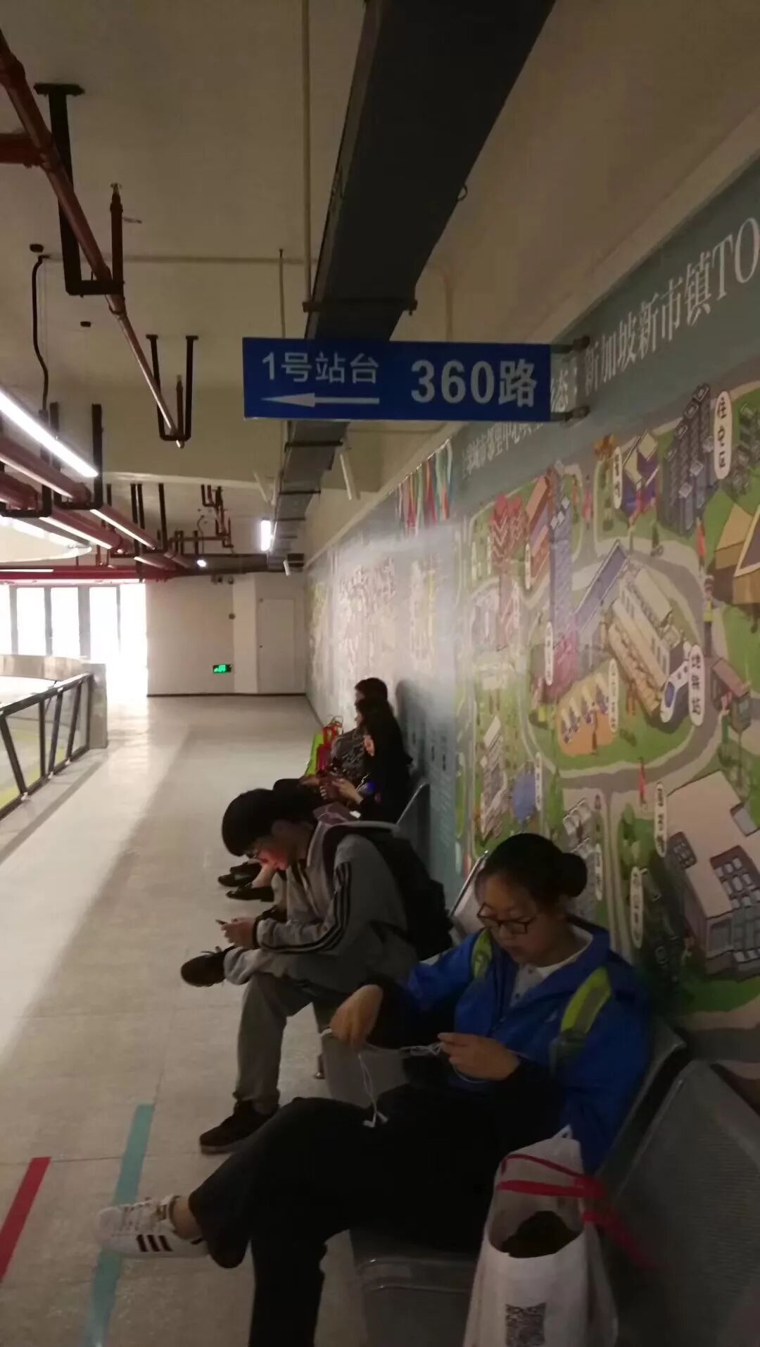 七彩小镇介绍_七彩小镇_七彩小镇旅游攻略