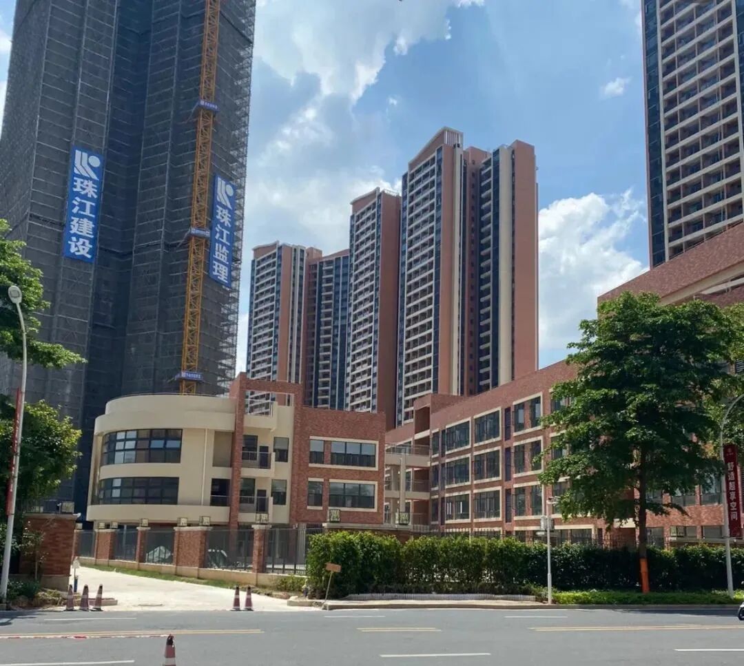 黄埔富颐华庭，对比天河珠江花城，怎么选?