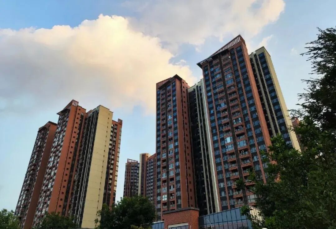 黄埔富颐华庭，对比天河珠江花城，怎么选?