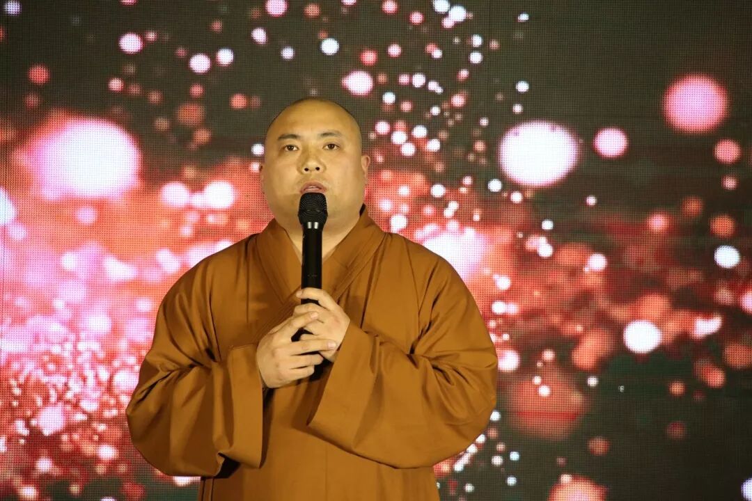 果杰法师演唱《心中的菩提》崇明寺众法师的手鼓羽磬表演禅悦欢喜罗莎