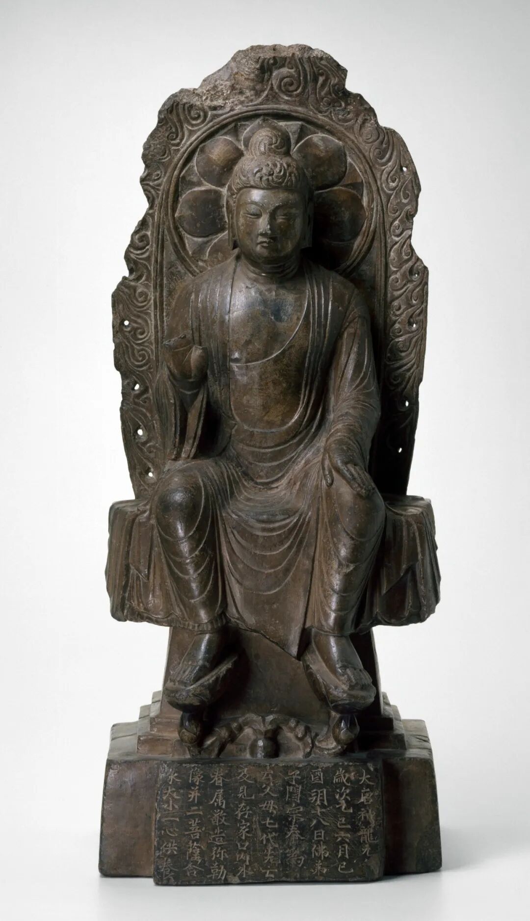 赏析｜初唐阎宗造弥勒佛倚坐像