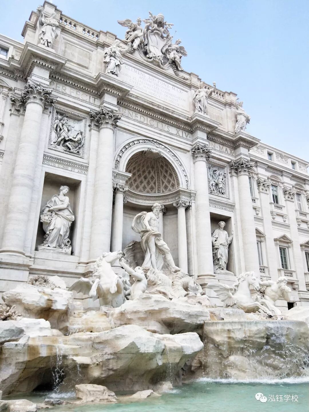 在全世界美术学院中排名第六,被认为是艺术与美的摇篮.