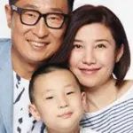 他是著名演员，与妻子先婚后爱，曾因痛失爱子差点抑郁，41岁得子方才治愈