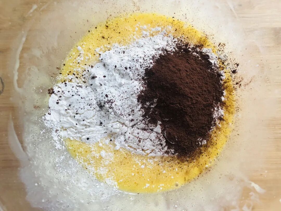 雪融抹茶凹蛋糕 | 日本最火爆蛋糕之一