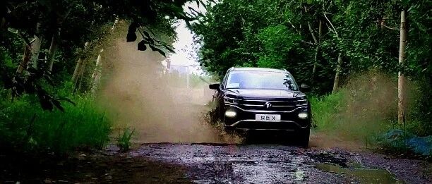 AM车镜试驾探岳X 无法拒绝的浓郁德系味道