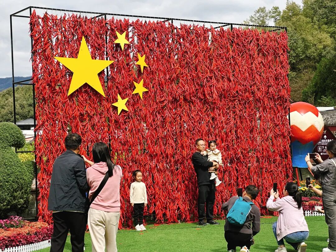 鸡冠洞 | 金秋新场景倍受追捧 国庆新体验赞不绝口