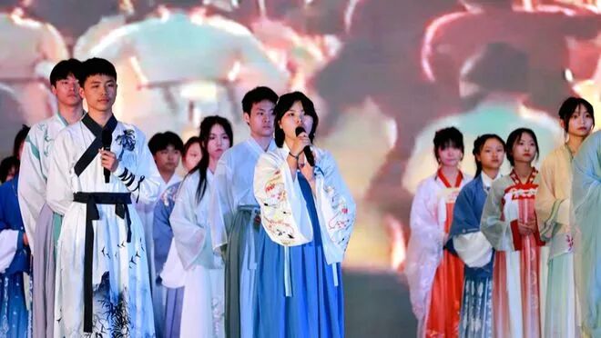 非遗过端午，鸡冠洞邀您一起包槲包、钓槲包、制香囊......