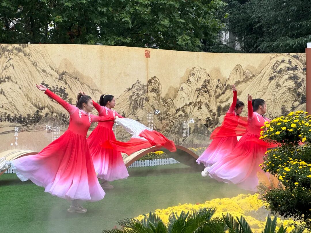 鸡冠洞 | 金秋新场景倍受追捧 国庆新体验赞不绝口